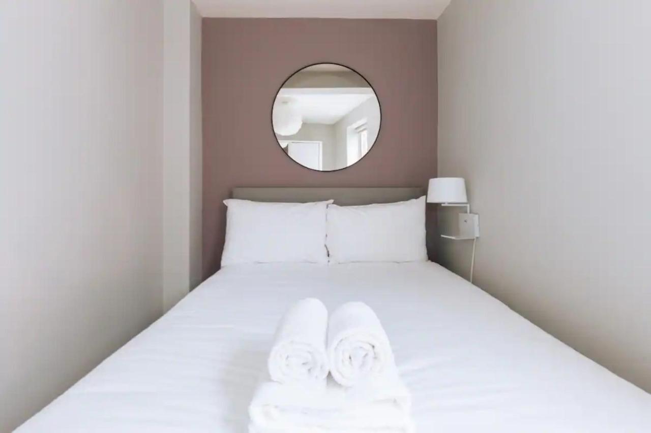 더블린 Relaxing 1Bd Flat With A Roof Terrace - Portobello 아파트 외부 사진
