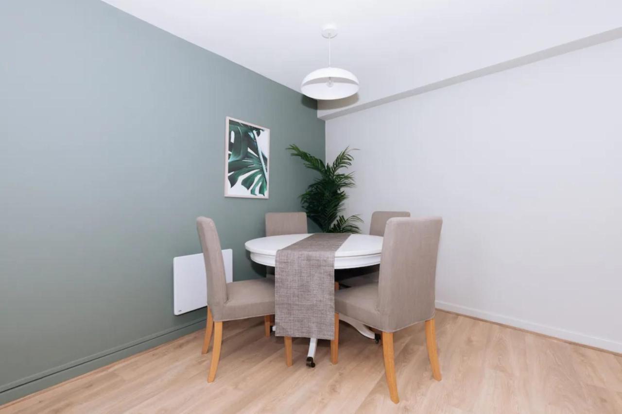 더블린 Relaxing 1Bd Flat With A Roof Terrace - Portobello 아파트 외부 사진