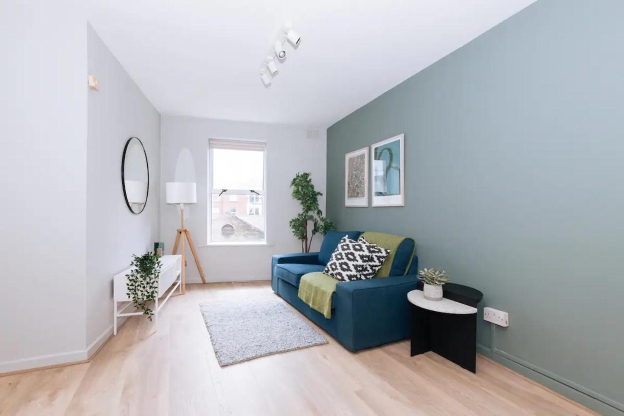 더블린 Relaxing 1Bd Flat With A Roof Terrace - Portobello 아파트 외부 사진